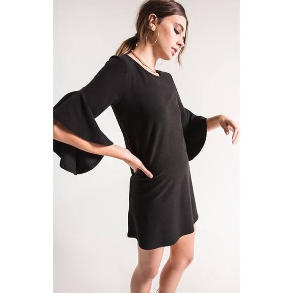 Olivaceous Dresses & Skirts - Olivaceous Black 3/4 Bell Sleeve Shift Dress
